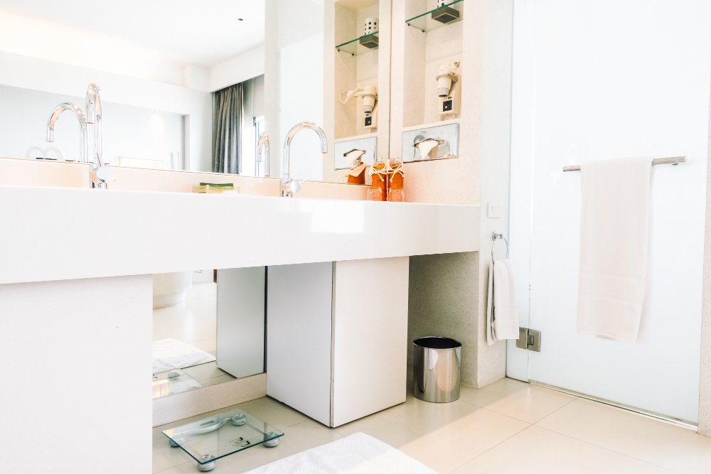 Small Bathroom Remodel: Smart Solutions for Compact Spaces